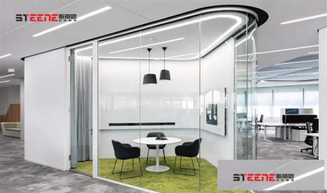 全景玻璃隔断厂家，办公室隔断定制