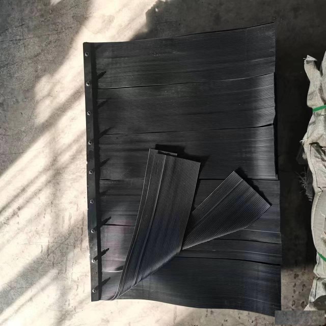 工矿防尘帘规格可定制山东向上金品导料槽防尘帘