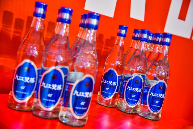 穿越时光的旋律与佳酿粤曲十字歌与九江双蒸的千丝万缕