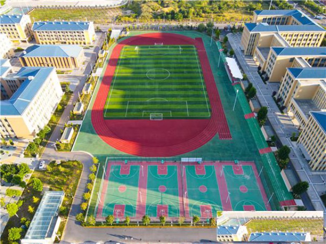 如何保养塑胶跑道