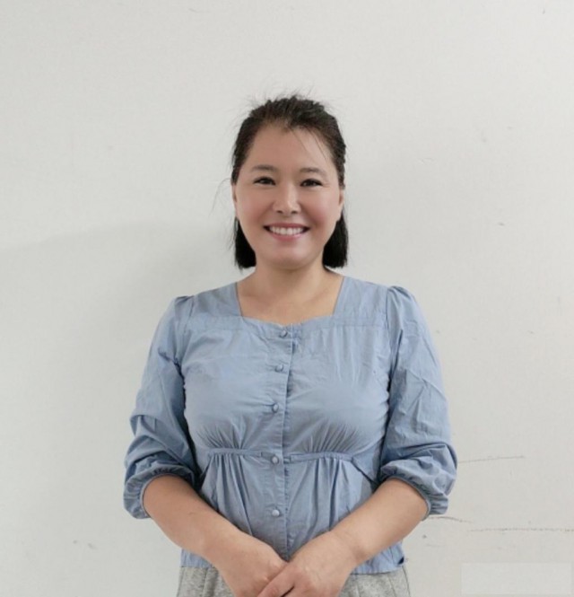 上海护工有爱心一对一照顾老人经验丰富欢迎预约试工