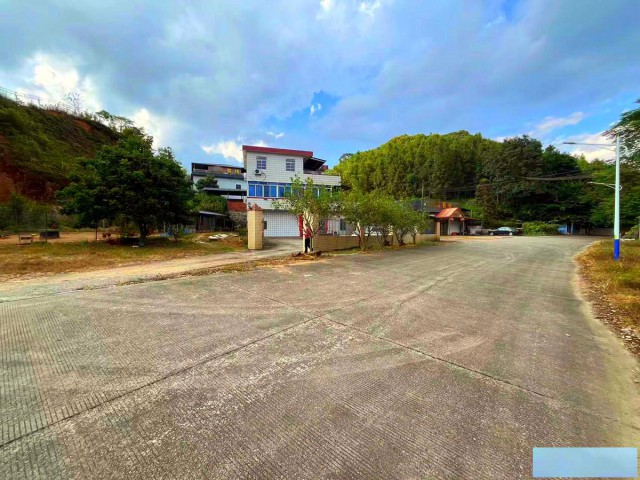 从化区吕田墟附近40亩庄园鱼塘房屋民宿农庄整体出租