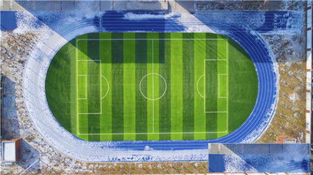 400米标准跑道尺寸与布局详解