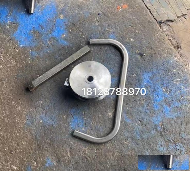 30防盗网冲孔和板材滚圆三滚机械三辊卷板机规格