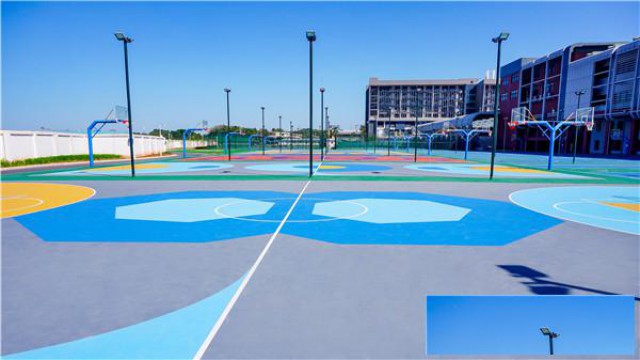 丙烯酸和硅PU球场性能有什么差异