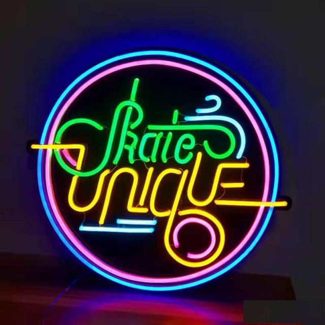 上海徐汇区门头发光字制作，霓虹灯制作，灯箱广告牌制作