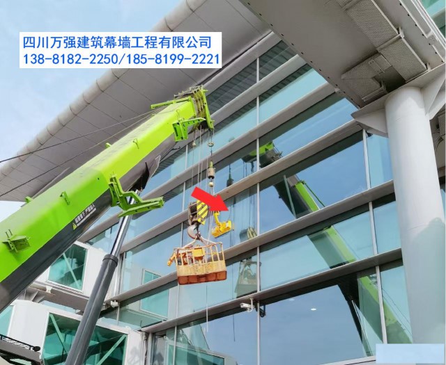 成都高空幕墙玻璃更换与维修-四川万强建筑幕墙工程有限公司