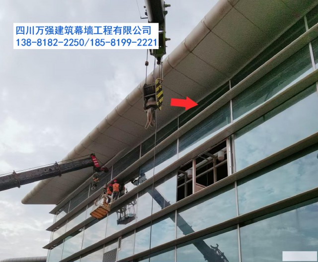 四川安装玻璃幕墙施工队