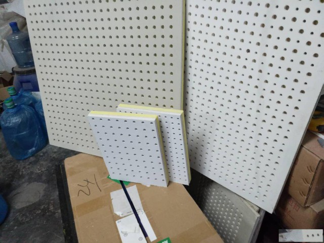 优质复合穿孔吸音板室内墙面专用源头厂家现货供应