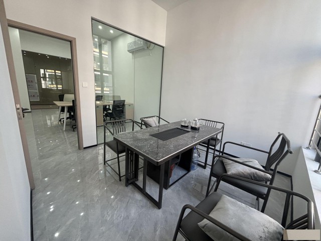 55方花都莲塘办公室出租配办公家具空调拎包办公