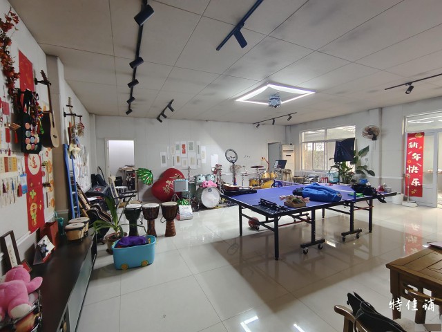 特佳铺编号2549运河区北环桥河沿边上精装带院平房低价转让