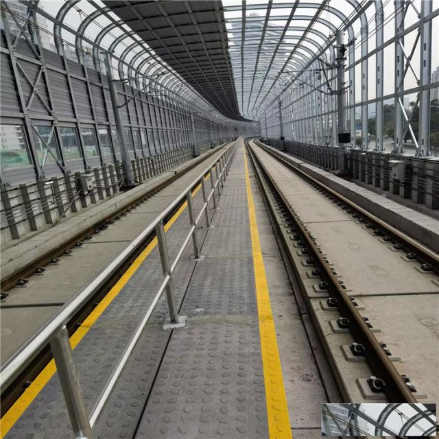 水泥基地铁疏散平台rpc高强混凝土材质铁锐建材施工