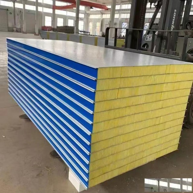 岩棉填充多样化选择岩棉彩钢净化板环保材质