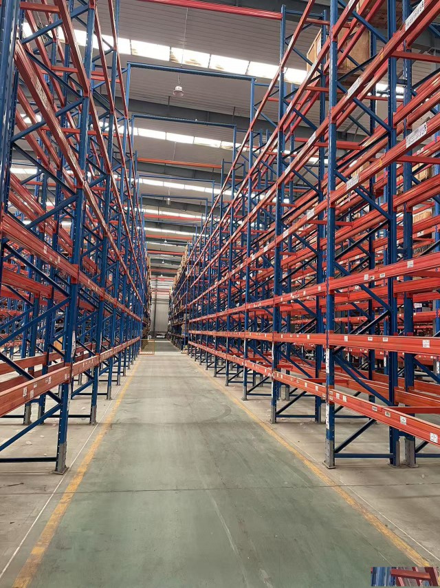 货架二手货架回收出售批量收购库房重型中型货架