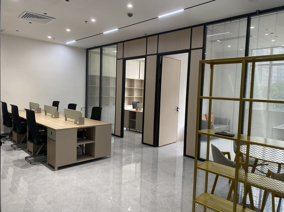 花都精装写字楼物业直租，配家具户型多选，面积任选