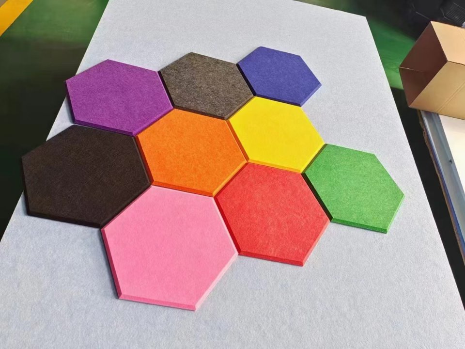 河北源头厂家直供墙面专用聚酯纤维吸音板