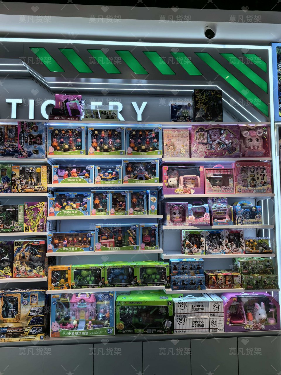 精品店货架 专业供应商 | 一站式陈列解决方案